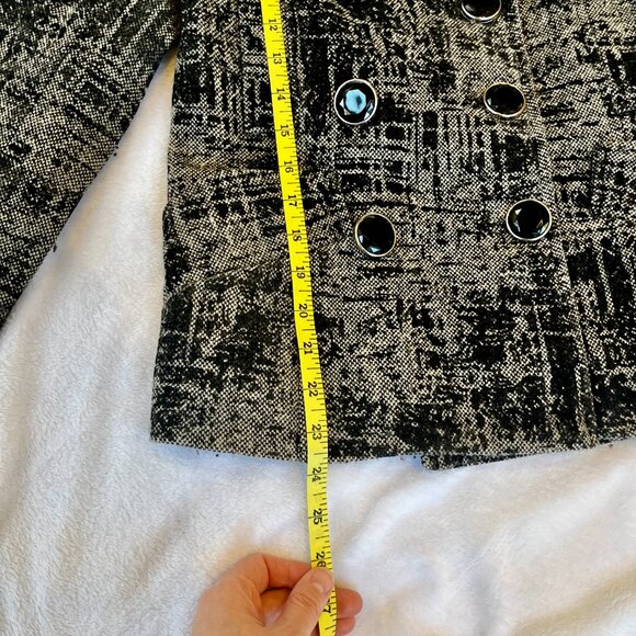 BKE, Black & White Coat, Size Small - Picture 14 of 15